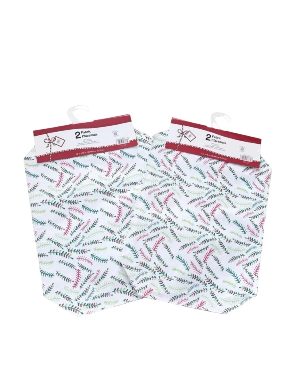 NWT Holiday Christmas White Green Red Table Placemats SET OF 4